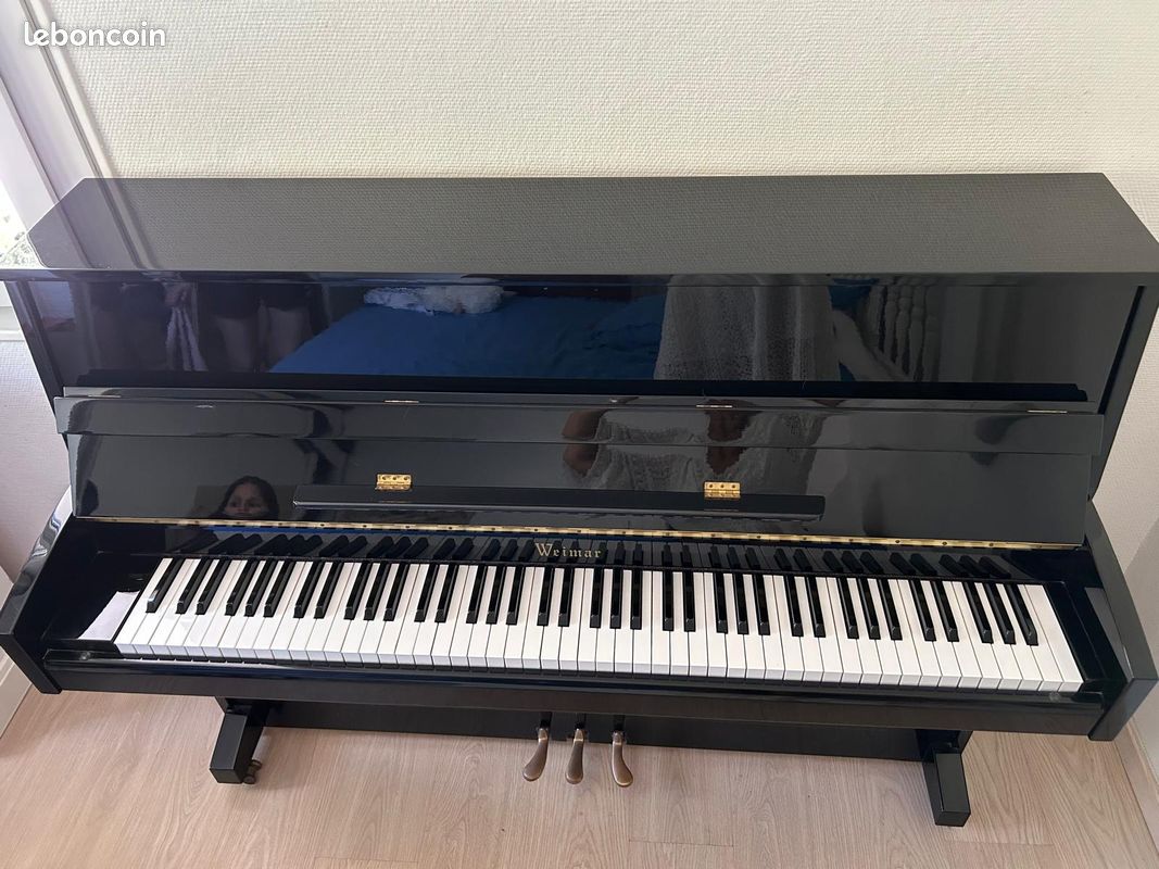 Piano droit 2